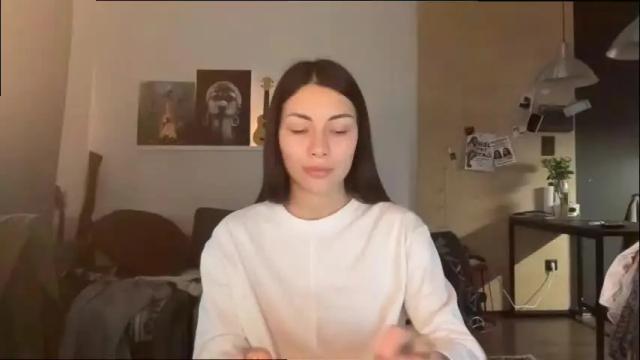 Image 8 of valorant_girl Stream on Chaturbate on 1 month ago