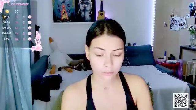 Image 2 of valorant_girl Stream on Chaturbate on 1 month ago