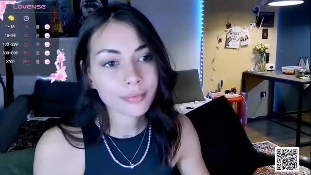 Image 7 of valorant_girl Stream on Chaturbate on 1 month ago