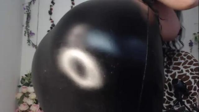 Image 8 of valquiria_sirgun Stream on Chaturbate on 29 days ago