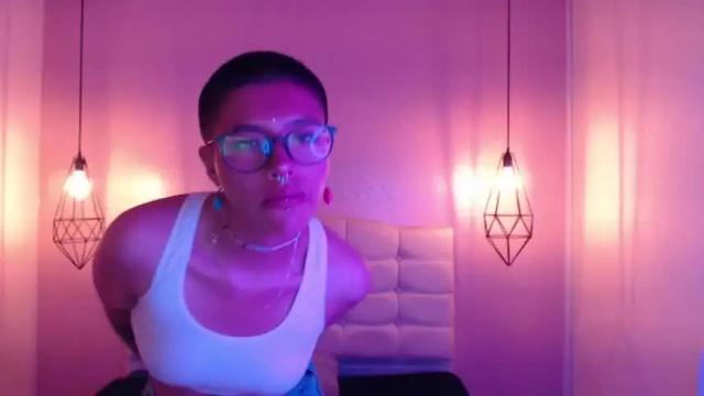 Image 3 of valu_8 Stream on Chaturbate on 15 months ago