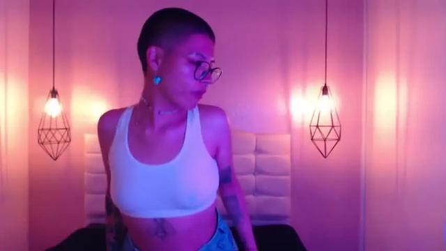 Image 6 of valu_8 Stream on Chaturbate on 15 months ago
