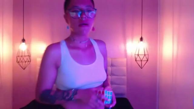 Image 8 of valu_8 Stream on Chaturbate on 15 months ago