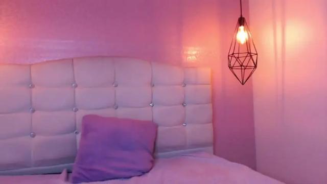 Image 10 of valu_8 Stream on Chaturbate on 13 months ago