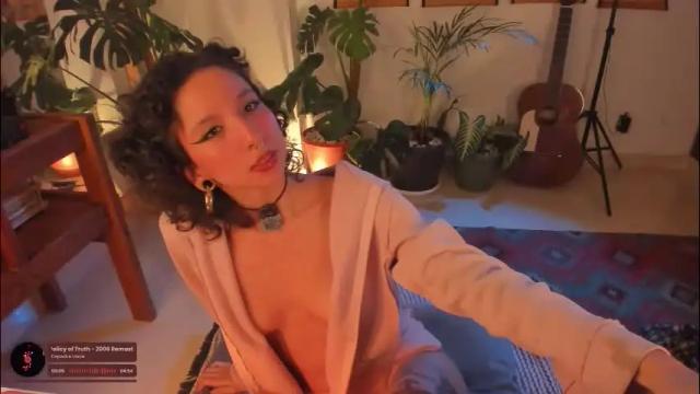 Image 12 of valyturner Stream on Chaturbate on 29 days ago