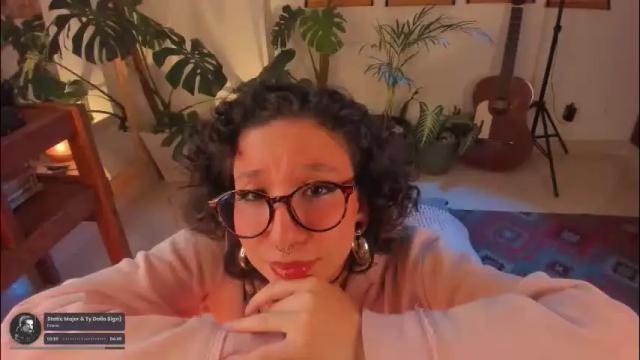 Image 3 of valyturner Stream on Chaturbate on 29 days ago