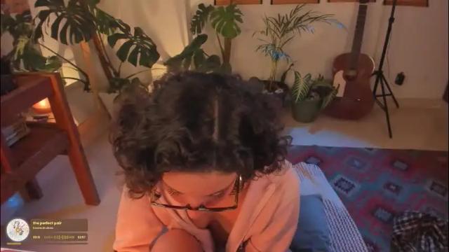 Image 8 of valyturner Stream on Chaturbate on 29 days ago