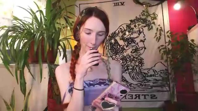 Image 8 of vampire_valentine Stream on Chaturbate on 15 months ago