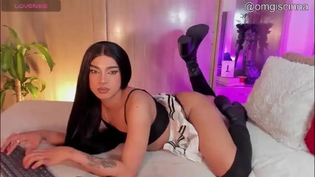 Image 12 of vampy__cinna Stream on Chaturbate on 1 month ago