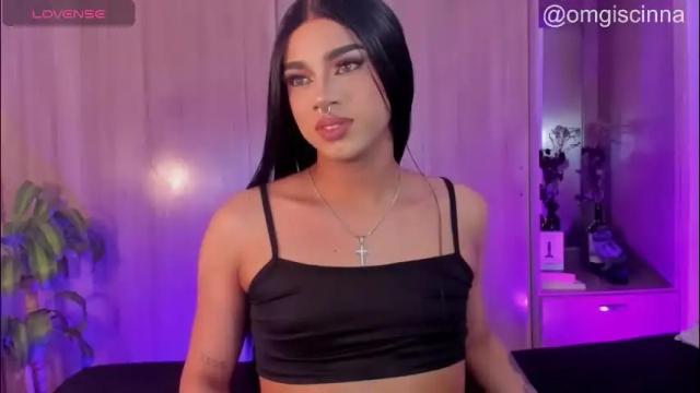 Image 3 of vampy__cinna Stream on Chaturbate on 6 days ago