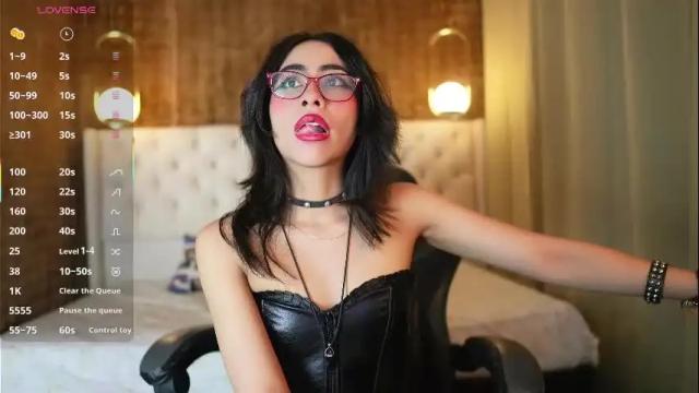 Image 2 of vampy_dolll Stream on Chaturbate on 1 month ago