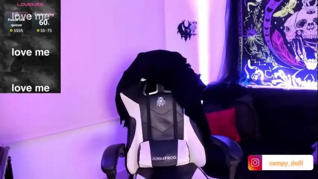 Image 3 of vampy_dolll Stream on Chaturbate on 27 days ago