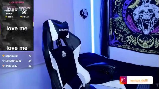 Image 7 of vampy_dolll Stream on Chaturbate on 24 days ago