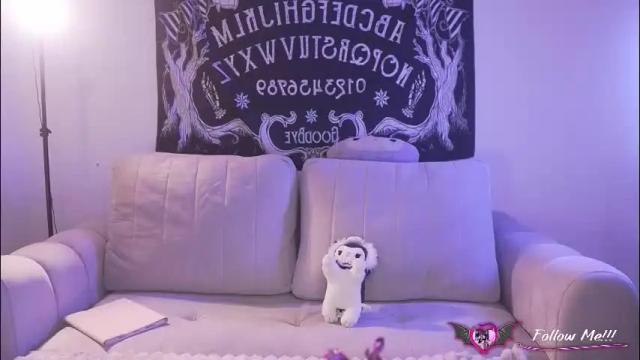 Image 4 of vampyy_doll Stream on Chaturbate on 1 month ago