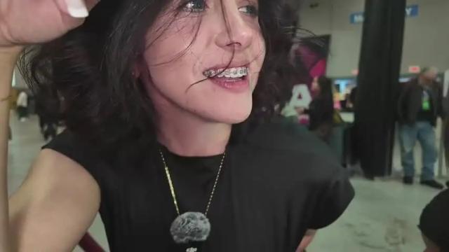 Image 10 of vanandjuani Stream on Chaturbate on 3 days ago