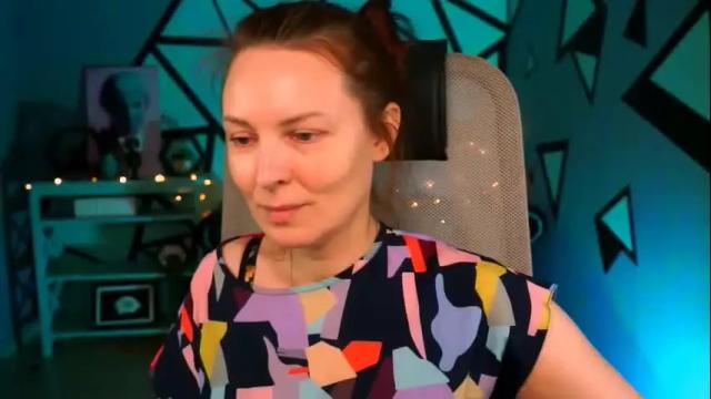 Image 3 of vandarossi Stream on Chaturbate on 29 days ago