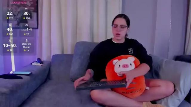 Image 2 of vane_0420 Stream on Chaturbate on 1 month ago
