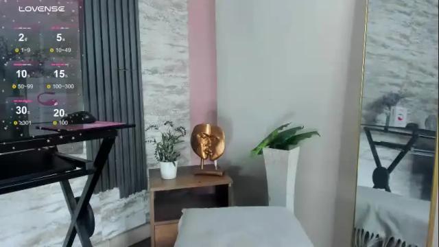 Image 11 of vanee_cruz Stream on Chaturbate on 2 months ago