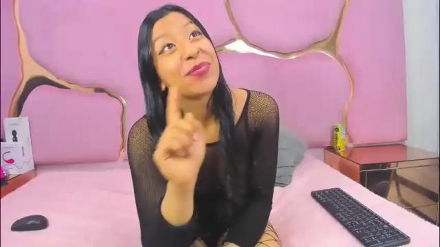 Image 8 of vanelin18 Stream on Chaturbate on 2 months ago