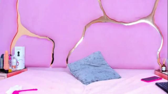Image 3 of vanelin18 Stream on Chaturbate on 1 month ago
