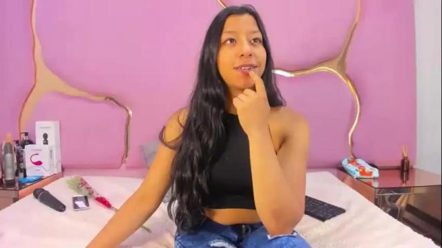 Image 4 of vanelin18 Stream on Chaturbate on 1 month ago