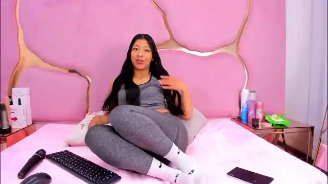 Image 8 of vanelin18 Stream on Chaturbate on 1 month ago