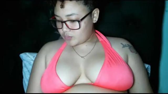 Image 3 of vanellope12 Stream on Chaturbate on 16 months ago