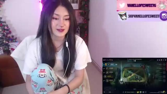 Thumbnail 1, vanellope_sweetgirl's Stream at Chaturbate, 18 months ago