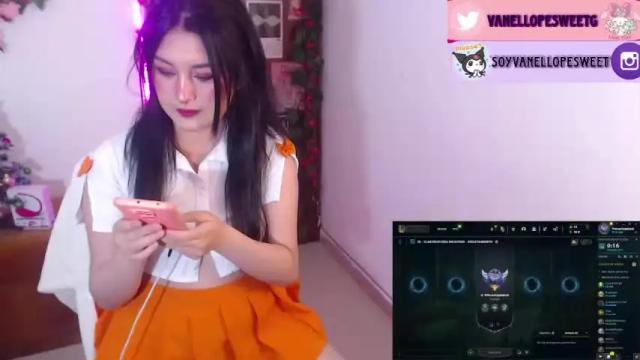 Image 4 of vanellope_sweetgirl Stream on Chaturbate on 18 months ago