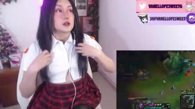 Image 11 of vanellope_sweetgirl Stream on Chaturbate on 18 months ago