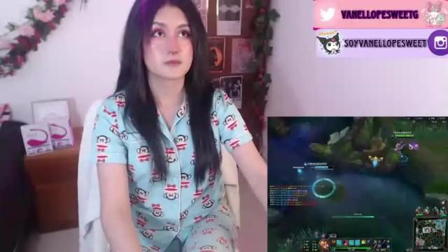 Image 10 of vanellope_sweetgirl Stream on Chaturbate on 17 months ago
