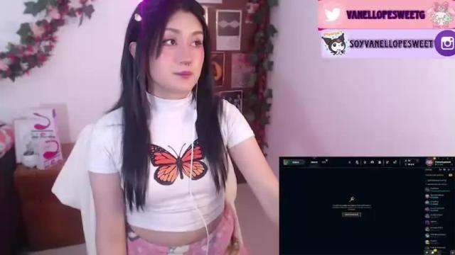 Image 2 of vanellope_sweetgirl Stream on Chaturbate on 17 months ago