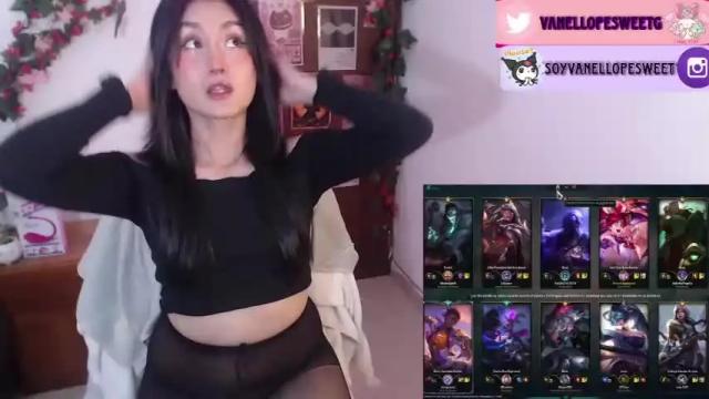 Thumbnail 2, vanellope_sweetgirl's Stream at Chaturbate, 17 months ago