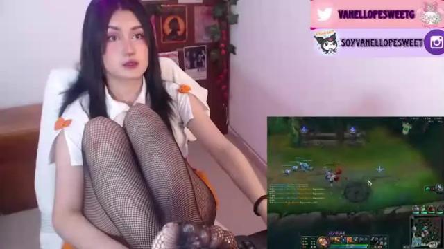 Thumbnail 3, vanellope_sweetgirl's Stream at Chaturbate, 17 months ago