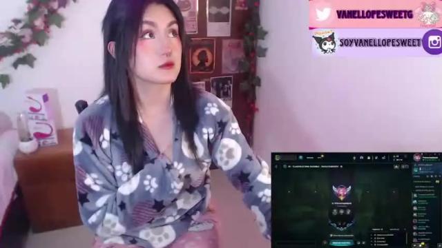 Thumbnail 1, vanellope_sweetgirl's Stream at Chaturbate, 16 months ago