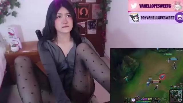 Thumbnail 2, vanellope_sweetgirl's Stream at Chaturbate, 16 months ago