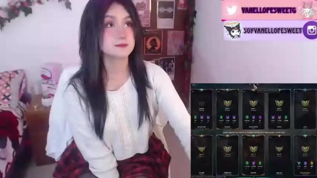 Image 2 of vanellope_sweetgirl Stream on Chaturbate on 16 months ago