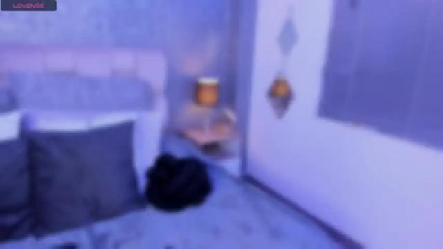 Image 3 of vanelope_ruiz Stream on Chaturbate on 15 months ago
