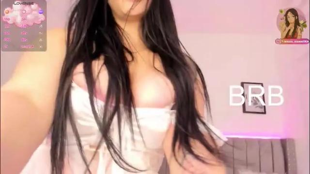 Image 10 of vanesa_moon_ Stream on Chaturbate on 24 days ago