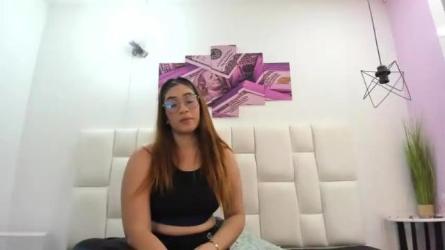 Image 6 of vanesamillerr Stream on Chaturbate on 18 months ago