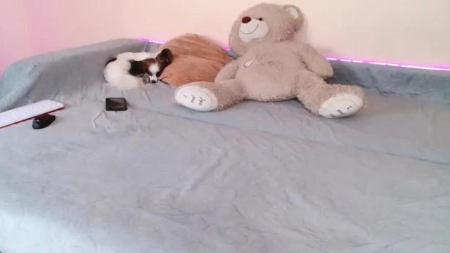 Image 3 of vanessa__queen Stream on Chaturbate on 14 months ago