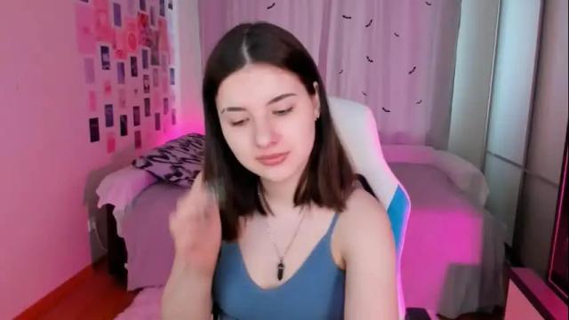 Image 2 of vanessa_brills Stream on Chaturbate on 1 month ago