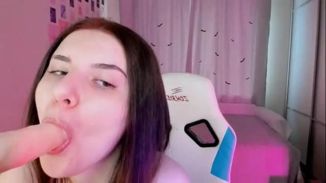 Image 11 of vanessa_brills Stream on Chaturbate on 1 month ago
