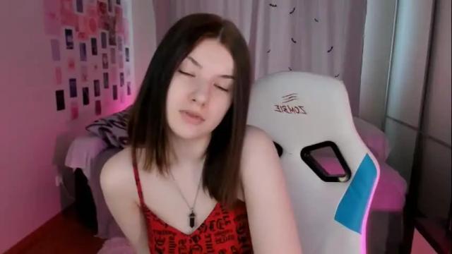 Image 7 of vanessa_brills Stream on Chaturbate on 24 days ago