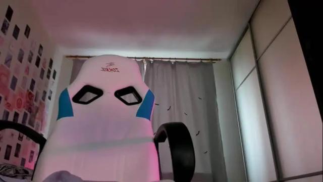 Image 3 of vanessa_brills Stream on Chaturbate on 1 month ago