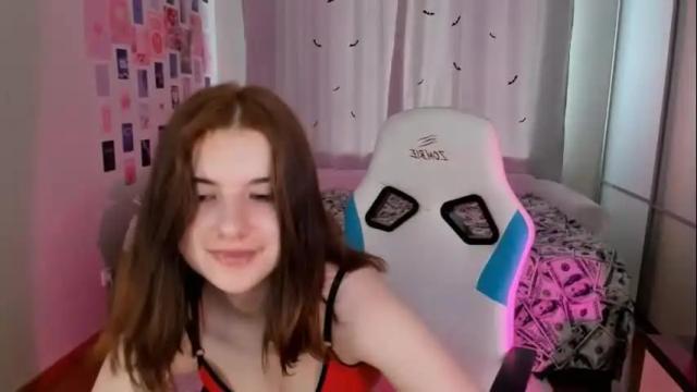 Image 8 of vanessa_brills Stream on Chaturbate on 1 month ago