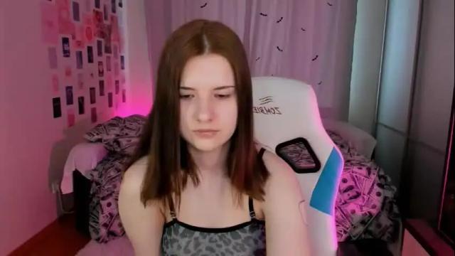 Image 3 of vanessa_brills Stream on Chaturbate on 22 days ago