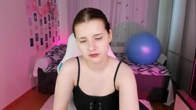 Image 11 of vanessa_brills Stream on Chaturbate on 17 days ago