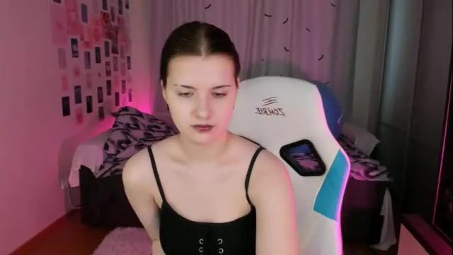Image 2 of vanessa_brills Stream on Chaturbate on 17 days ago