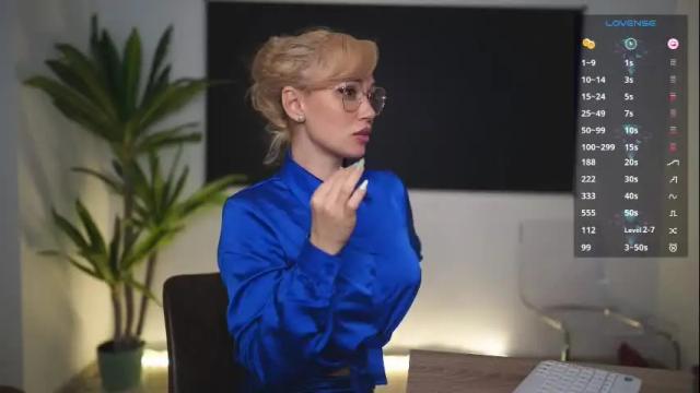 Thumbnail 1, vanessa_de_ville's Stream at Chaturbate, 1 month ago